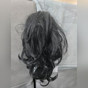 Wig, Synthetic Hair Clip. Black. New. I62